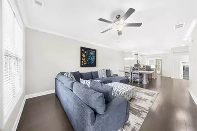 1097 Township Square, Alpharetta, GA 30022 - Photo 19