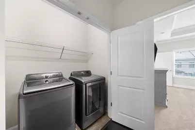 1097 Township Square, Alpharetta, GA 30022 - Photo 31