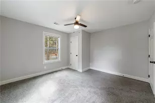 6030 Stonewall Dr, Union City, GA 30291 - Photo 17