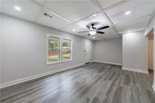 6030 Stonewall Dr, Union City, GA 30291 - Photo 7