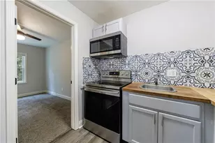 6030 Stonewall Dr, Union City, GA 30291 - Photo 11