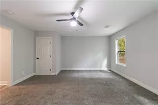 6030 Stonewall Dr, Union City, GA 30291 - Photo 15