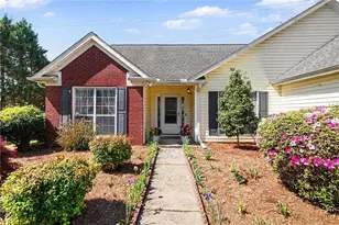 2130 St Thomas Way, Suwanee, GA 30024 - Photo 3