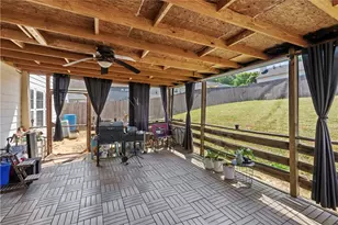 2137 Black Oak Ln, Ellenwood, GA 30294 - Photo 29