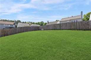 2137 Black Oak Ln, Ellenwood, GA 30294 - Photo 33