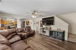 2137 Black Oak Ln, Ellenwood, GA 30294 - Photo 17