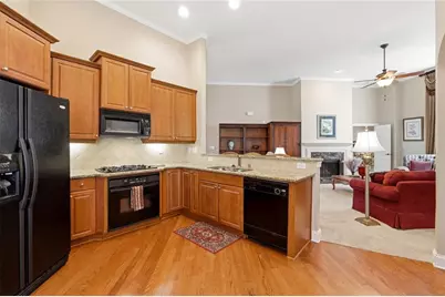 300 Lauren Lane, Woodstock, GA 30188 - Photo 11