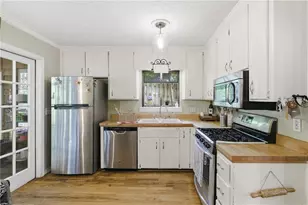 2894 McPherson Rd NE, Roswell, GA 30075 - Photo 13