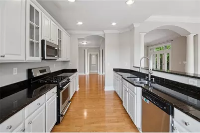 560 Dutch Valley Road NE #311, Atlanta, GA 30324 - Photo 15