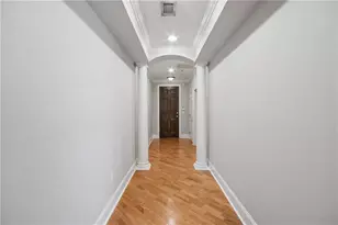 560 Dutch Valley Road NE, Atlanta, GA 30324 - Photo 7