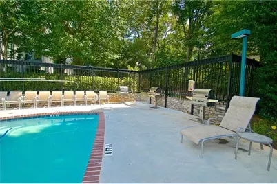 2870 Pharr Court South NW #305, Atlanta, GA 30305 - Photo 33