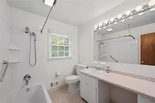 1319 Renee Dr SW, Lilburn, GA 30047 - Photo 9