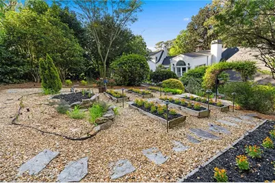 561 Peachtree Battle Avenue NW, Atlanta, GA 30305 - Photo 49
