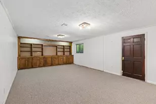 2001 Castleway Ln NE, Atlanta, GA 30345 - Photo 31