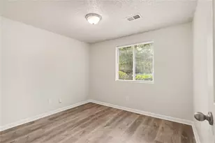 4905 Glenside Ct, Stone Mountain, GA 30088 - Photo 11