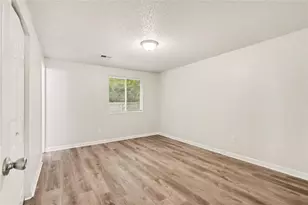 4905 Glenside Ct, Stone Mountain, GA 30088 - Photo 13