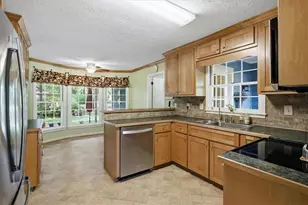 2481 Weatherford Ct, Marietta, GA 30068 - Photo 9