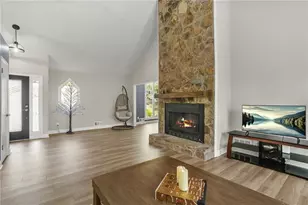 2451 Stockton Dr, Marietta, GA 30066 - Photo 7