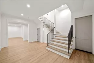 1074 Moores Mill Rd NW, Atlanta, GA 30327 - Photo 37