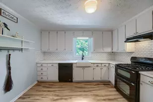 1504 Mill Creek Ct SW, Marietta, GA 30008 - Photo 15