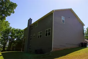 4529 Bellemeade Dr, Douglasville, GA 30135 - Photo 3