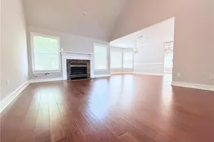 561 Sweetfern Ln, Sugar Hill, GA 30518 - Photo 11