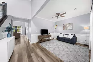 960 Upland Ct, Sugar Hill, GA 30518 - Photo 3