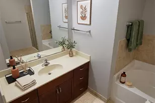 870 Mayson Turner Rd NW, Atlanta, GA 30314 - Photo 5