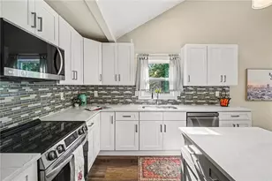 2074 Morehouse Dr, Atlanta, GA 30314 - Photo 9