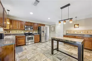 1943 Tulip Petal Rd, Auburn, GA 30011 - Photo 13