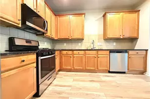 323 Knelston Oak Dr, Suwanee, GA 30024 - Photo 7