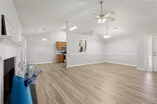 5673 Riverside Walk Dr, Sugar Hill, GA 30518 - Photo 9