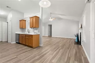 5673 Riverside Walk Dr, Sugar Hill, GA 30518 - Photo 13