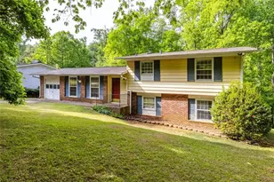 1569 Bubbling Creek Rd NE, Brookhaven, GA 30319 - Photo 1