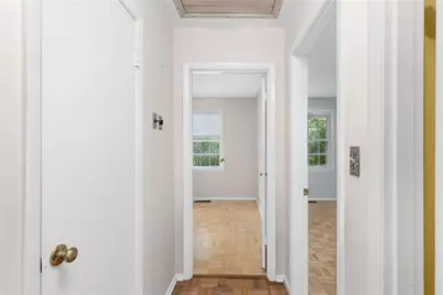 1569 Bubbling Creek Road NE, Brookhaven, GA 30319 - Photo 17