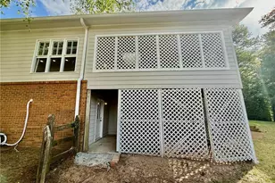 3607 Hampstead Ln NE, Roswell, GA 30075 - Photo 47