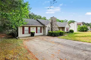 11553 Matthews Trail, Hampton, GA 30228 - Photo 3