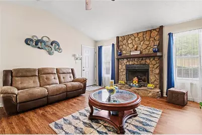 11553 Matthews Trail, Hampton, GA 30228 - Photo 5