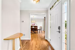 2316 Milstead Cir NE, Marietta, GA 30066 - Photo 3