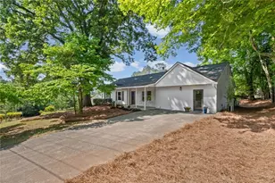 213 Colemans Bluff Dr, Woodstock, GA 30188 - Photo 3