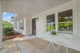 213 Colemans Bluff Dr, Woodstock, GA 30188 - Photo 5