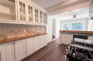 2043 White Oak Circle NW, Kennesaw, GA 30144 - Photo 9