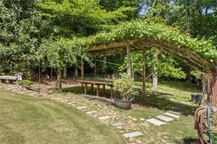 5080 Nesbit Ferry Ln, Sandy Springs, GA 30350 - Photo 37