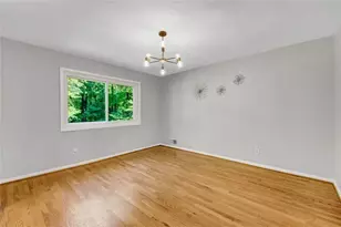 5080 Nesbit Ferry Ln, Sandy Springs, GA 30350 - Photo 9