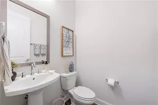 4337 Parkside Pl, Atlanta, GA 30342 - Photo 19