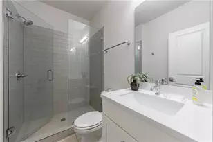 4337 Parkside Pl, Atlanta, GA 30342 - Photo 37