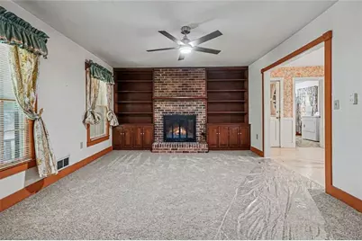 3642 Rainbow Circle SW, Snellville, GA 30039 - Photo 11