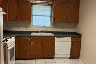 126 Oak Cir S, Stockbridge, GA 30281 - Photo 5