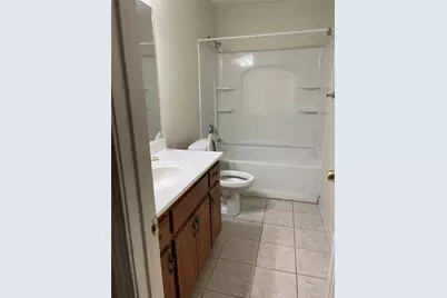 126 Oak Circle S, Stockbridge, GA 30281 - Photo 11