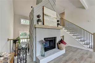 1421 Willow Bend Dr, Snellville, GA 30078 - Photo 9